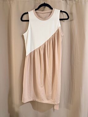 Emery Rose NWT Sleeveless Two-Tone Diagonal Panel Dress — White & Blush